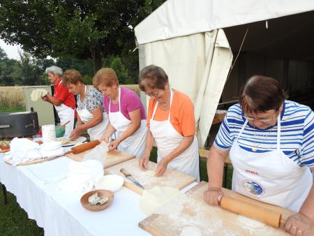 Sveta maša za domovino pri Ivanovem izviru in 26. tradicionalno kresovanje ob dnevu državnosti 5
